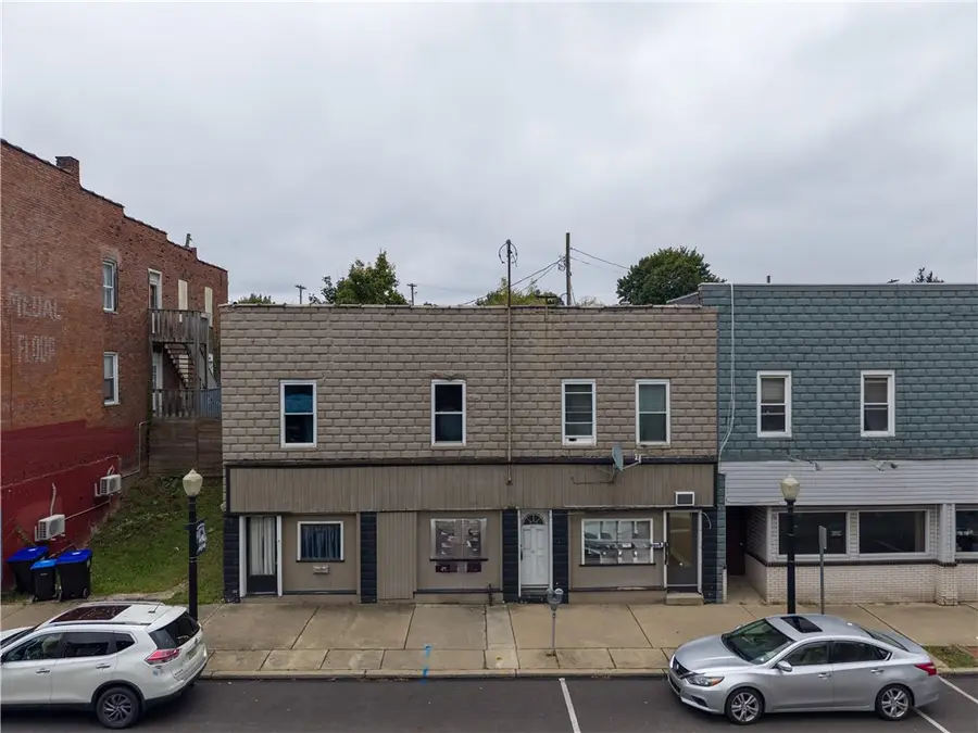 221 5th St, Ellwood City, PA 16117 - #2