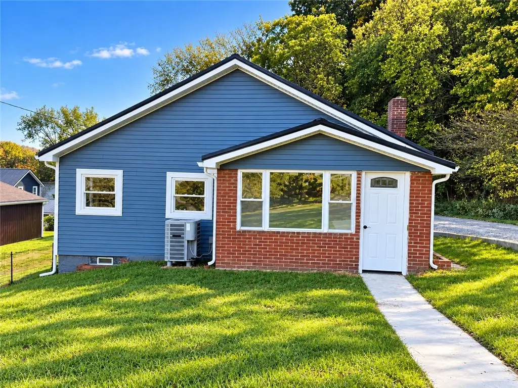 420 Church St, Ellwood City, PA 16117 - #1