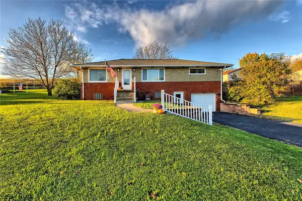 1145 University Drive, Connellsville, PA 15425