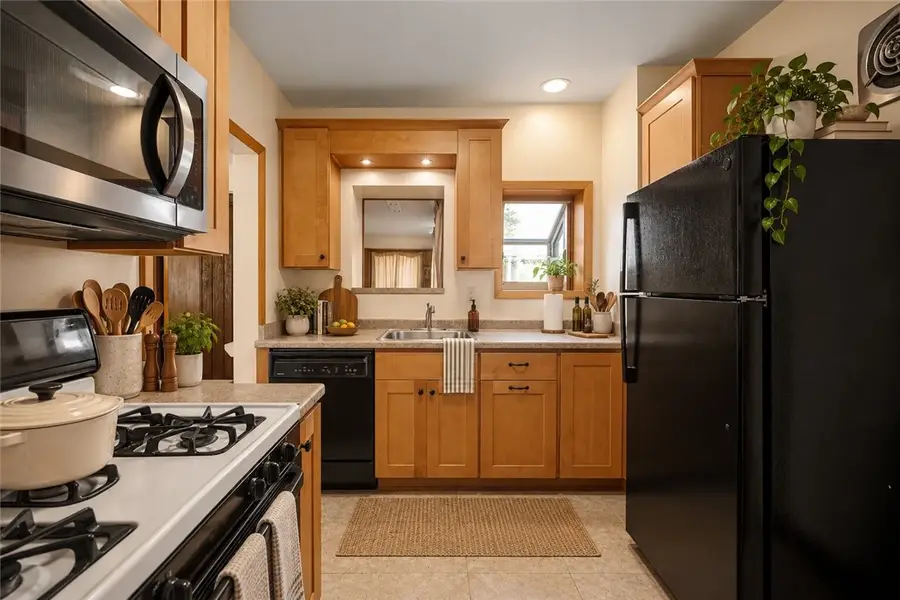 2412 Freedom Ave, Pittsburgh, PA 15226 - #2