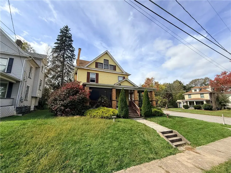 1315 Albert St, New Castle, PA 16105 - #2