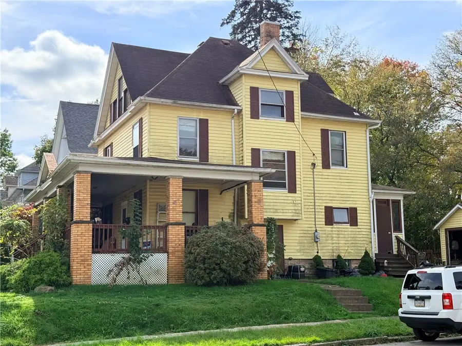 1315 Albert St, New Castle, PA 16105 - #3