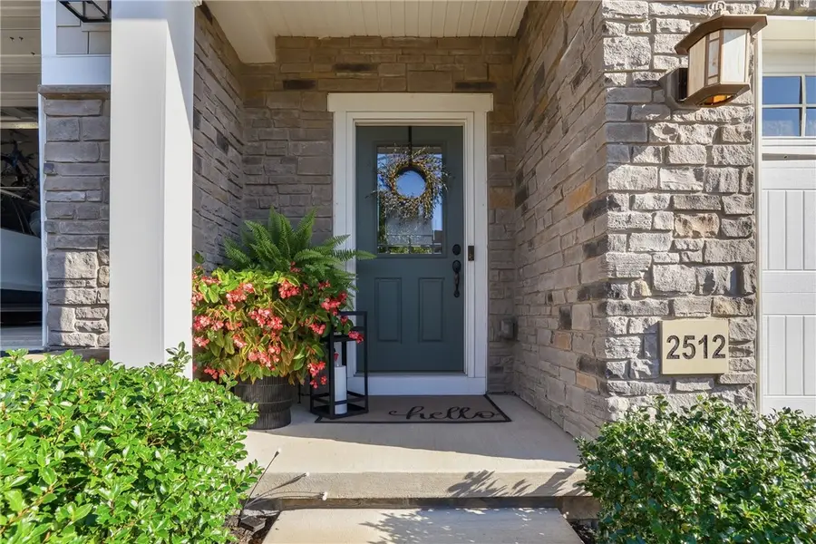 2512 Adele Ct, Sewickley, PA 15143 - #2