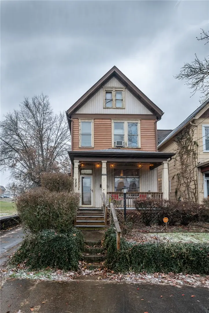 222 N 2nd St, Jeannette, PA 15644 - #1