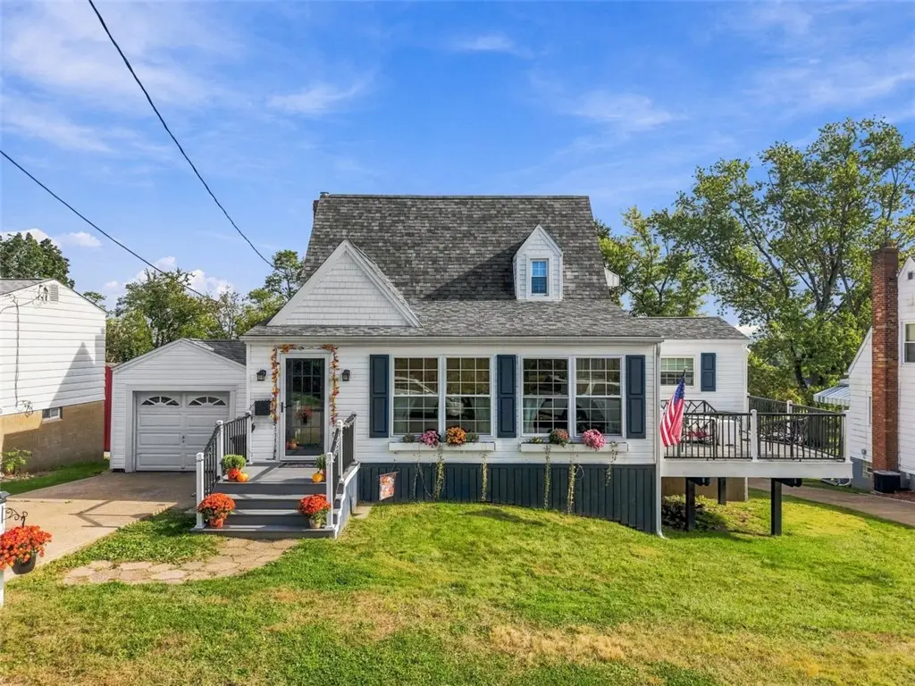 640 Riverview Dr, Dravosburg, PA 15034 - #1