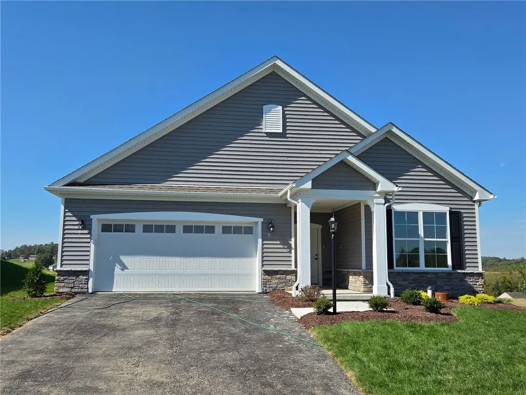 105 Rolling Hill Farm Dr, West Newton, PA 15089 - #1