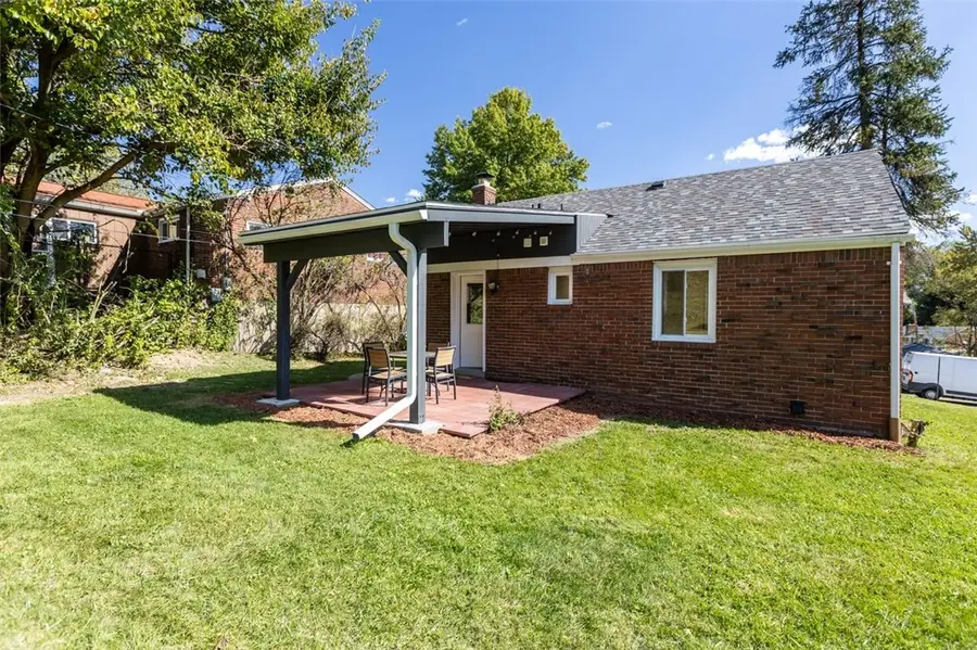 1017 Girard Rd, Pittsburgh, PA 15227 - #3