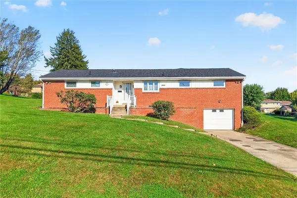 801 Gladden Rd, Canonsburg, PA 15317