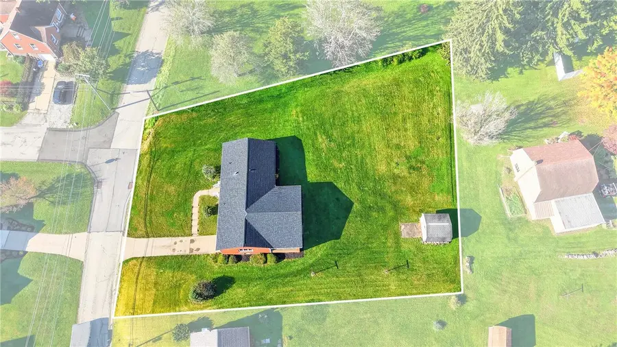 801 Gladden Rd, Canonsburg, PA 15317 - #2