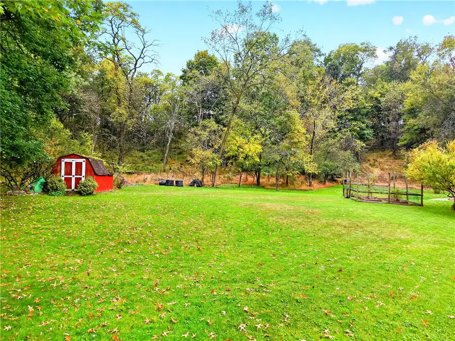 1254 Mcknight Dr, Bethel Park, PA 15102 - #2