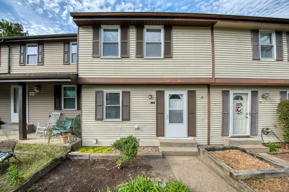 302 Parkwood Drive, Cranberry, PA 16066 - #1
