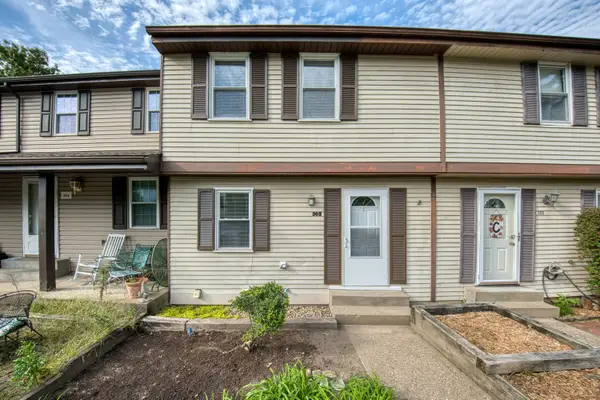 302 Parkwood Drive, Cranberry Twp, PA 16066