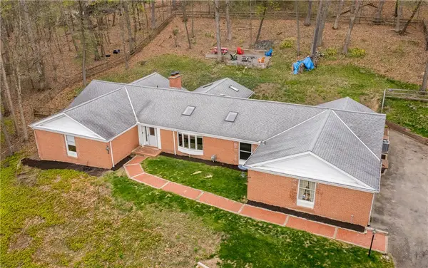507 Buttermilk Lane, Bradford Woods, PA 15015