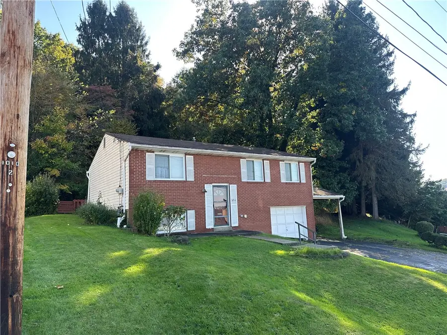 3212 Vermont Avenue, Lower Burrell, PA 15068 - #2