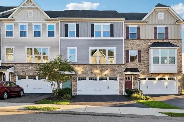120 Curtis Ct, Pittsburgh, PA 15237