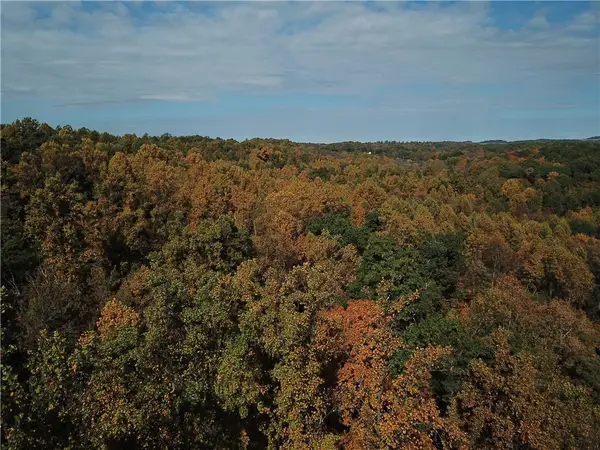 000 Camp Rd, Rural Valley, PA 16249