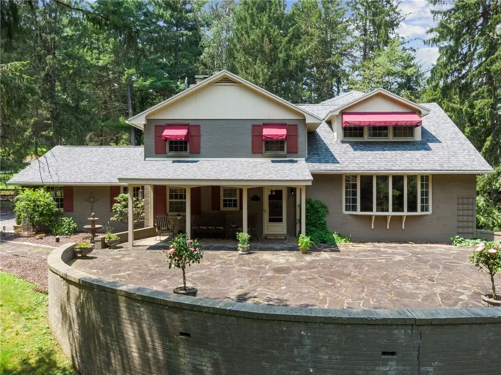 114 Sunrise Lane, Ligonier, PA 15658 - #1