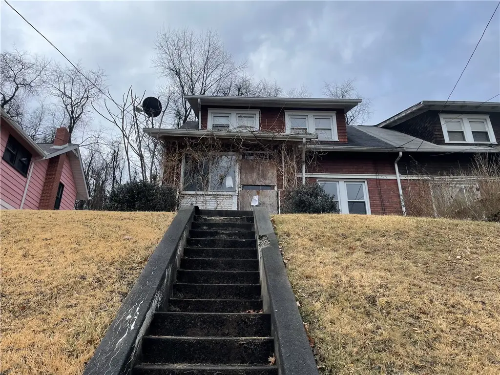 717 N 6th Street, Clairton, PA 15025 - #1