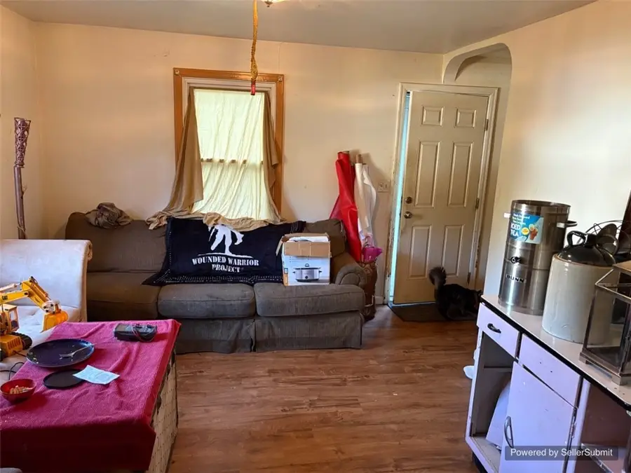 292 Saunders Station Rd, Trafford, PA 15085 - #2