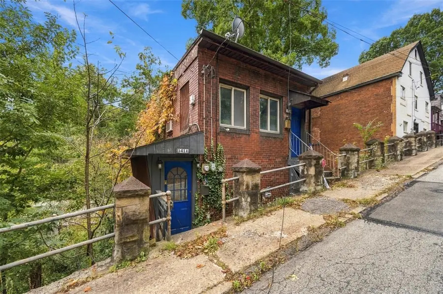 141 North Ave, East Pittsburgh, PA 15112 - #3