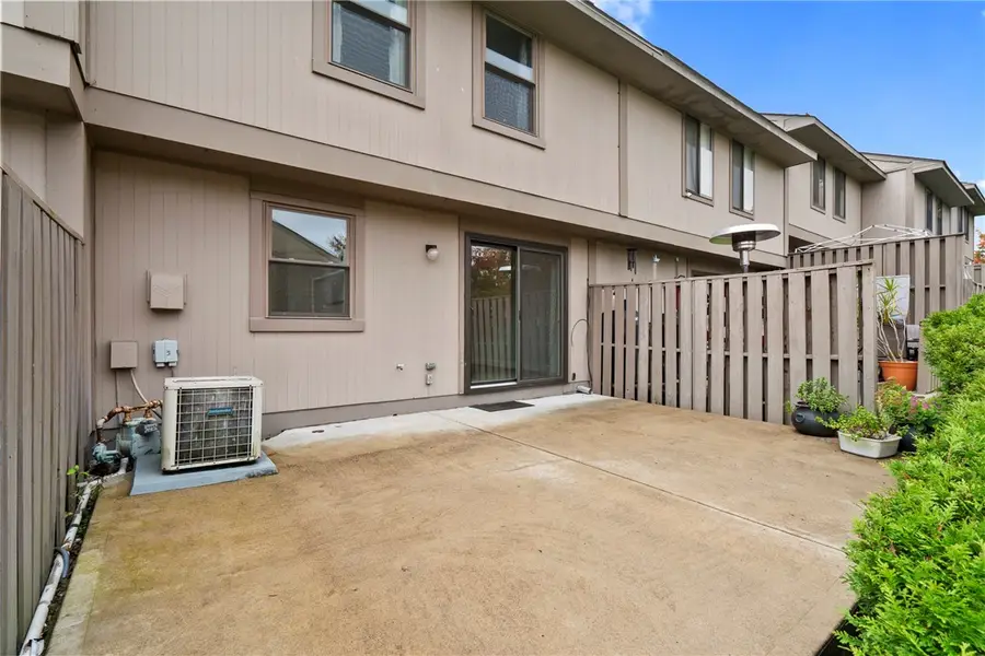 322 Ridge Point Circle, Bridgeville, PA 15017 - #3