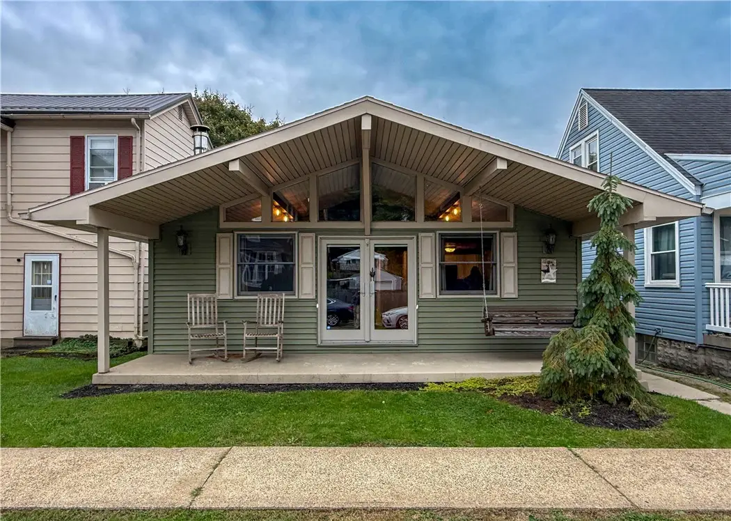 635 Hawthorne Ave, Kittanning, PA 16201 - #1