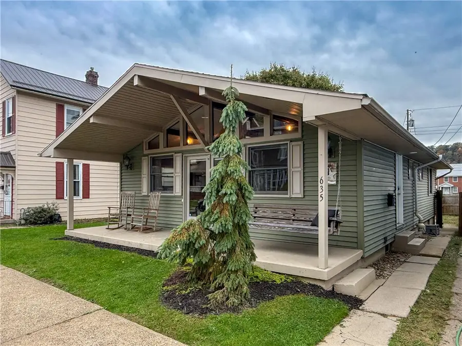 635 Hawthorne Ave, Kittanning, PA 16201 - #3
