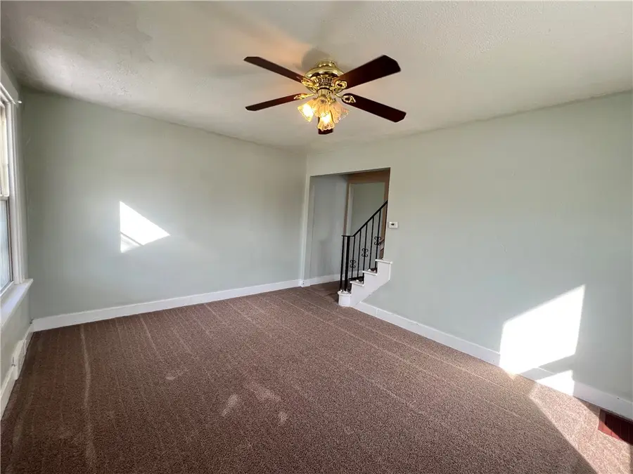 601-603 Farnsworth Ave, Clairton, PA 15025 - #2