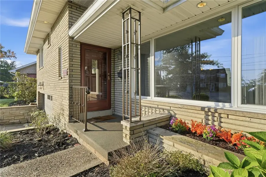 933 Prospect Rd, Pittsburgh, PA 15227 - #2
