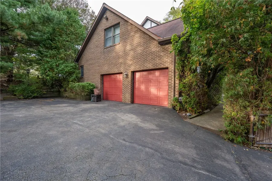 106 Wedgewood Ct, Jeannette, PA 15644 - #3