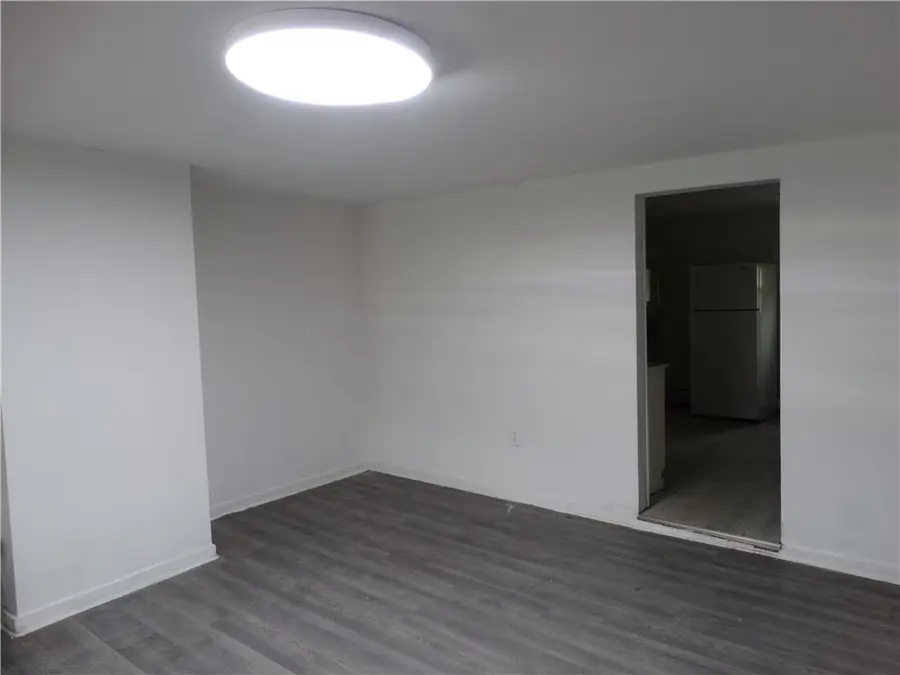 1223 Washington Ave, Carnegie, PA 15106 - #3