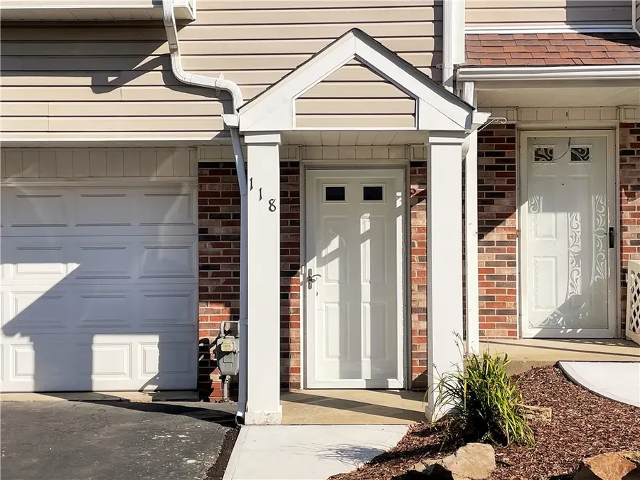 118 Old Village Lane, Bethel Park, PA 15102 - #2