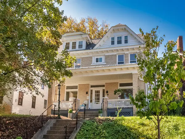 206 Pennsylvania Boulevard, Mt. Lebanon, PA 15228