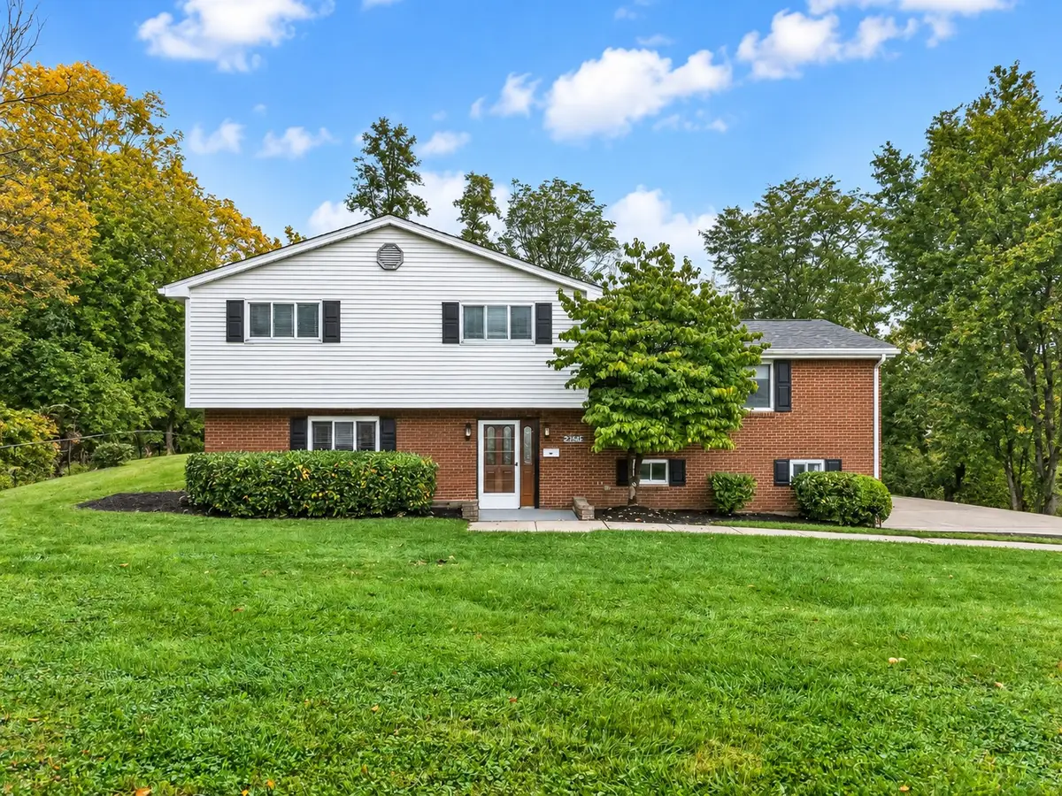 280 Mohawk Dr., McKeesport, PA 15135 - #1