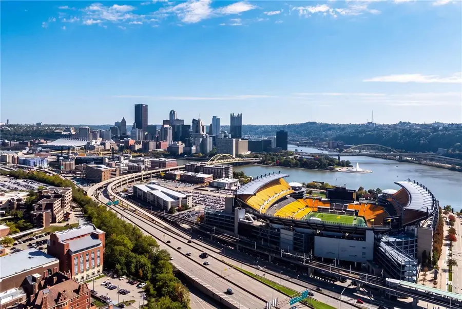320 Fort Duquesne Blvd #19L, Pittsburgh, PA 15222 - #2