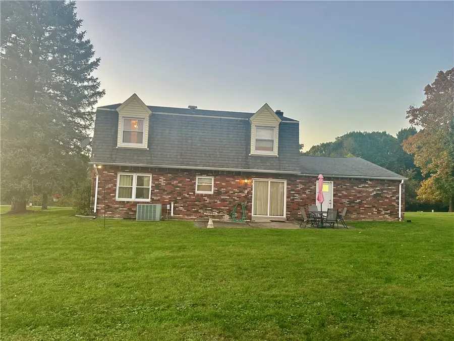 110 Lauffer Lane, Irwin, PA 15642 - #3