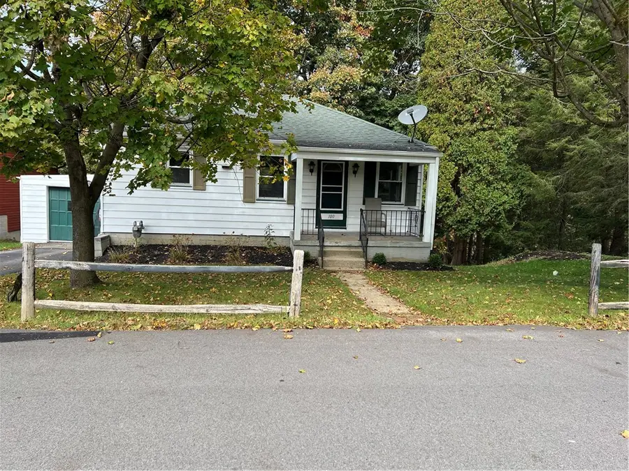 100 First St, Ellwood City, PA 16117 - #2