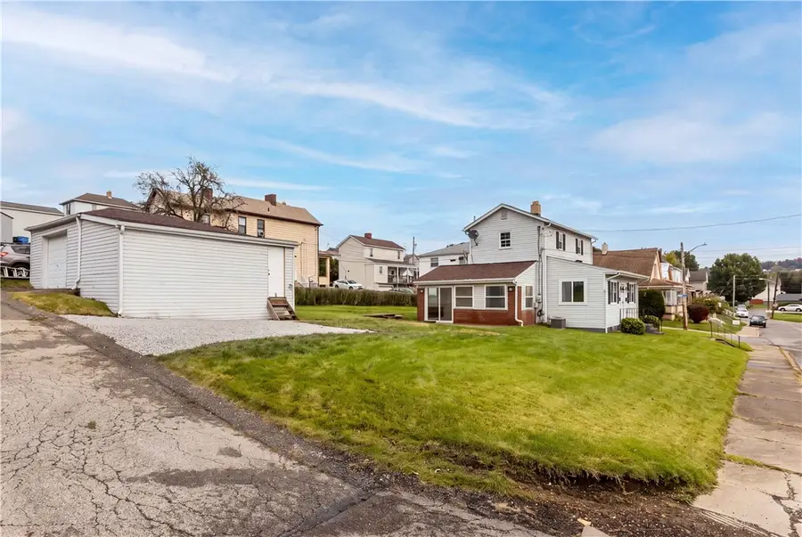 322 Torrence Ave, Carnegie, PA 15106 - #2