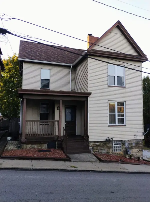 14 Observatory Street, Manor, PA 15665