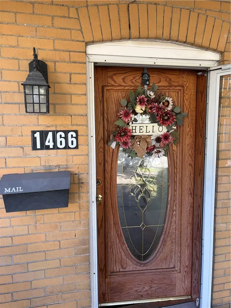 1466 Philadelphia St, Indiana, PA 15701 - #2