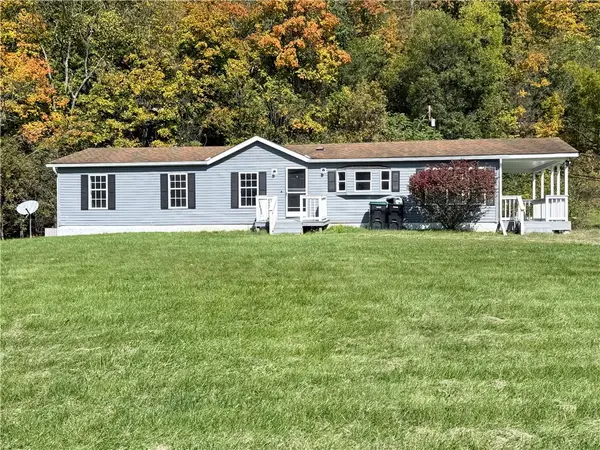 120 Blythe Rd, Morgan, PA 15064