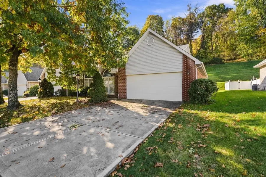 379 Country View Drive, Lower Burrell, PA 15068 - #3