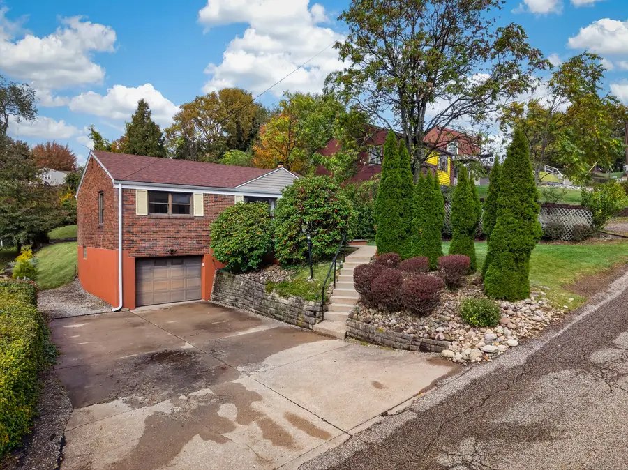 1617 Mccully Road, Pittsburgh, PA 15234 - #3