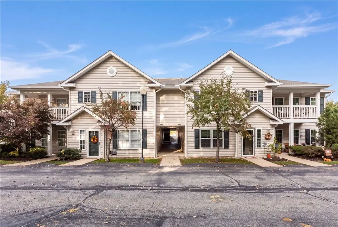 3104 Lenox Dr, Bethel Park, PA 15102 - #1