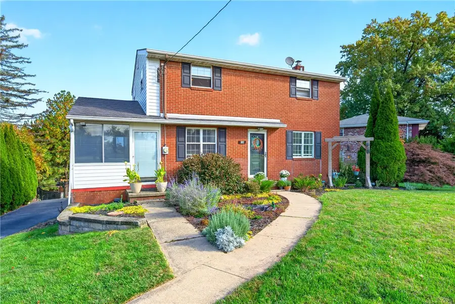 139 S Patton, Coraopolis, PA 15108 - #2