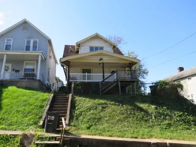 219 Lookout Ave, Charleroi, PA 15022 - #2