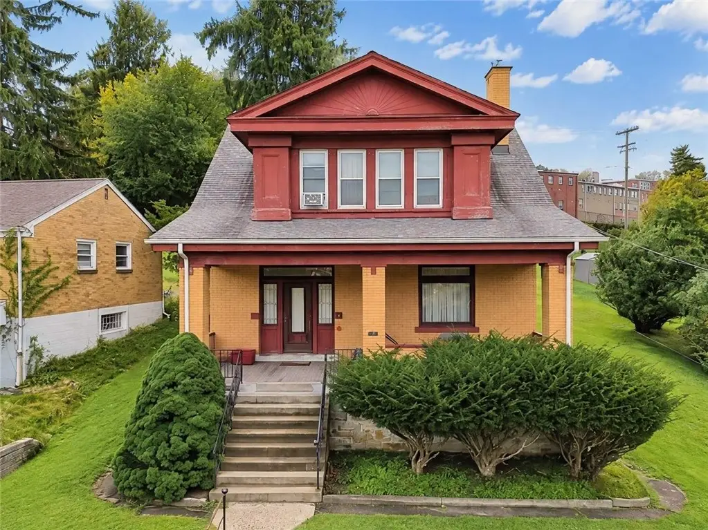 15 Township Rd, Pittsburgh, PA 15229 - #1