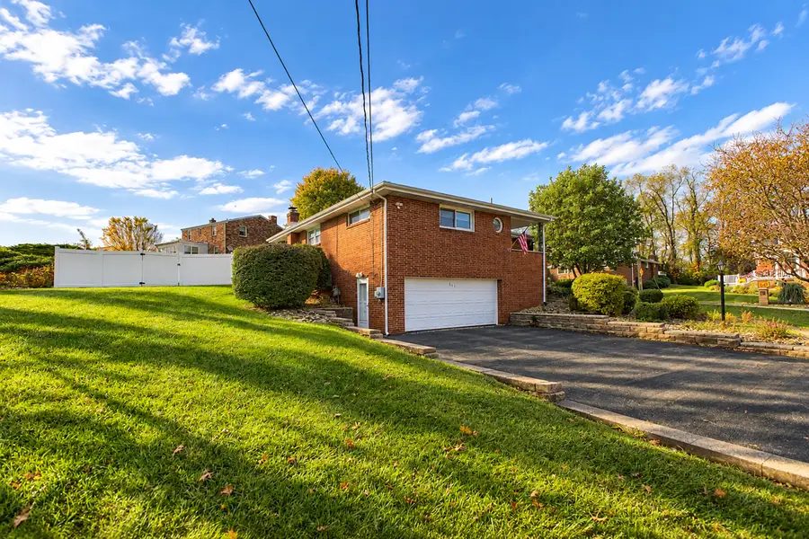 561 Hemlock Street, Greensburg, PA 15601 - #3