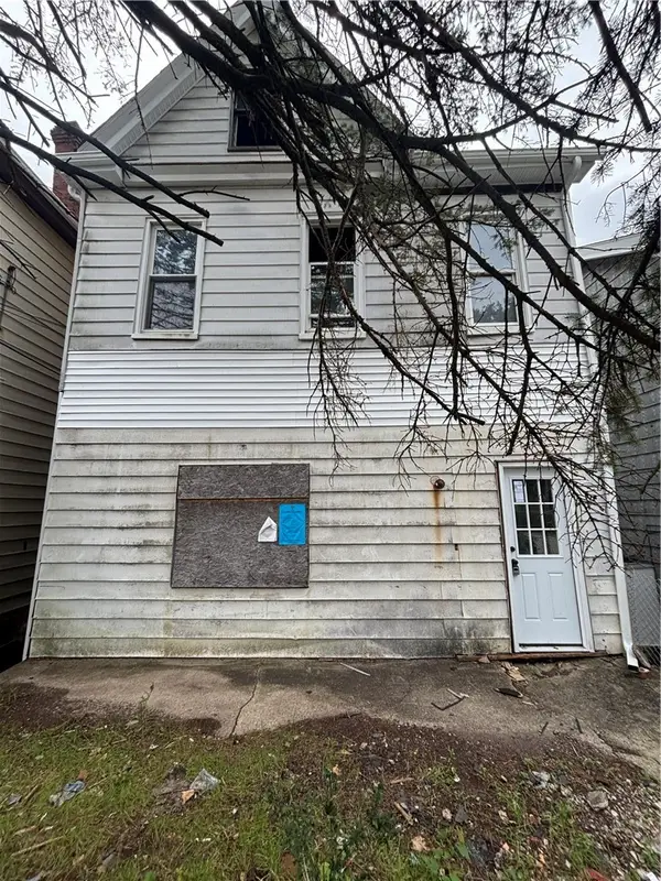 86 Lafferty Ave, Pittsburgh, PA 15210
