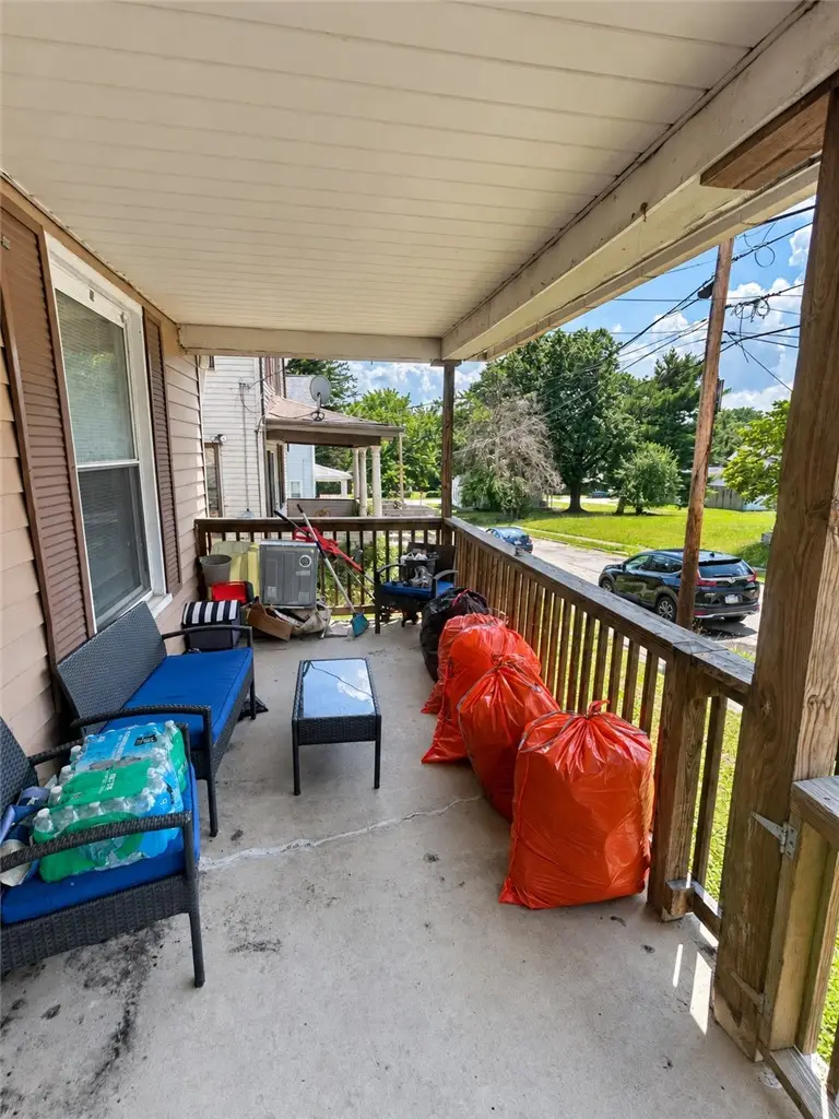 714 Emerson Ave, New Castle, PA 16101 - #3